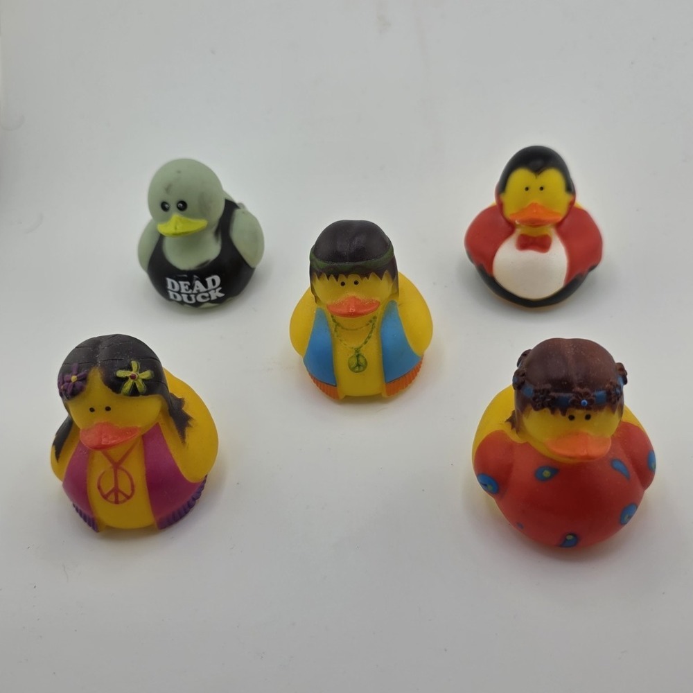 Set of 5 Plastic Duck Figurines Assorted Designs Collectibles